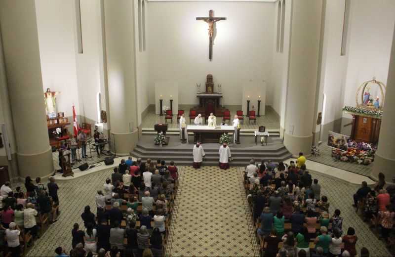 Foto de capa da notícia 123ª Romaria Votiva: oitavo dia da novena com a Paróquia Jesus Bom Pastor de Farroupilha..