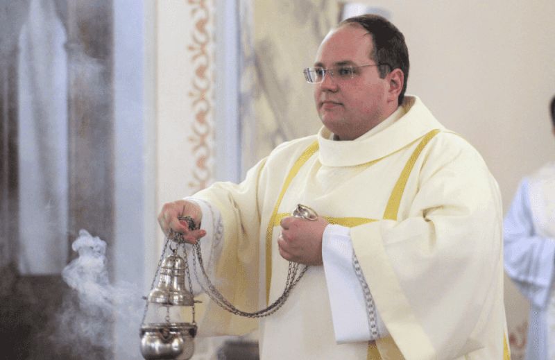 Foto de capa da notícia Seminarista Cristian Fabiani é ordenado diácono em Nova Prata